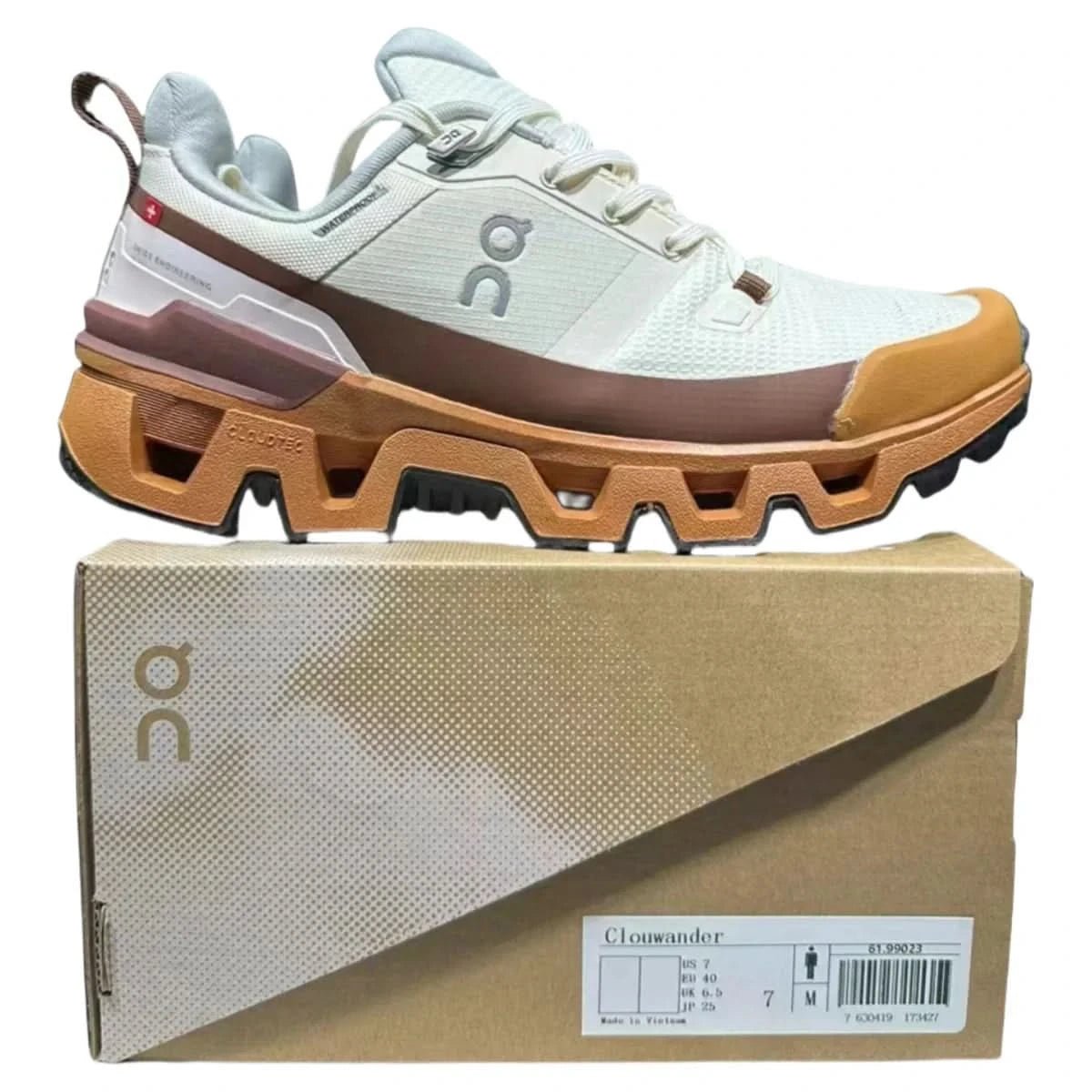 On Cloudwander Waterproof Men's White - Onsrunners