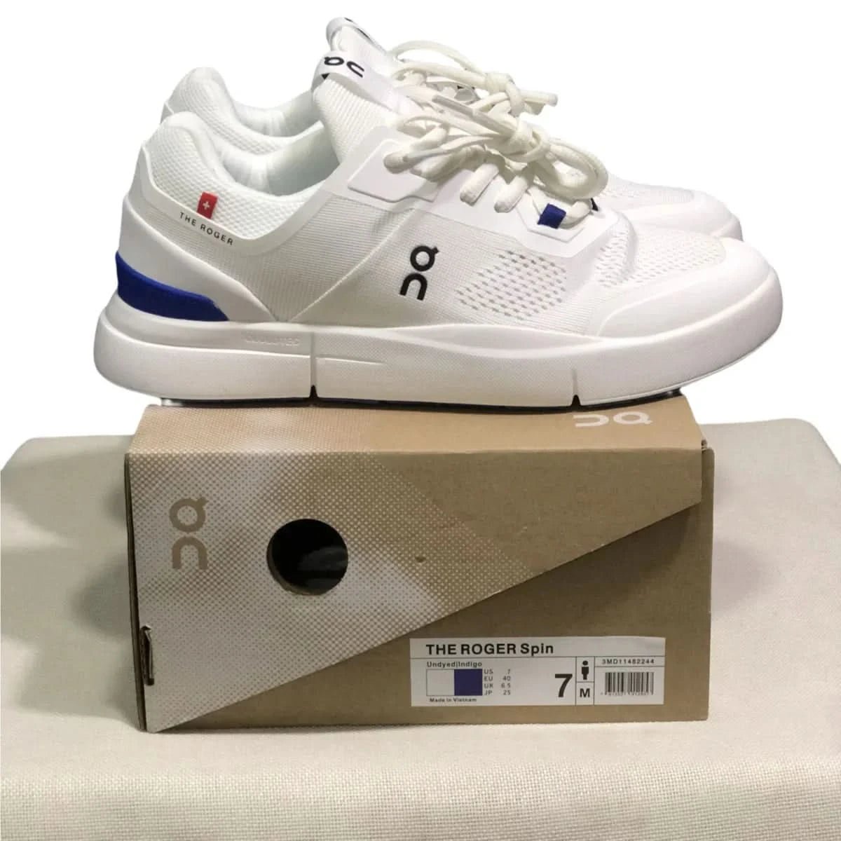 On The Roger Spin Women's White/Blue - Onsrunners