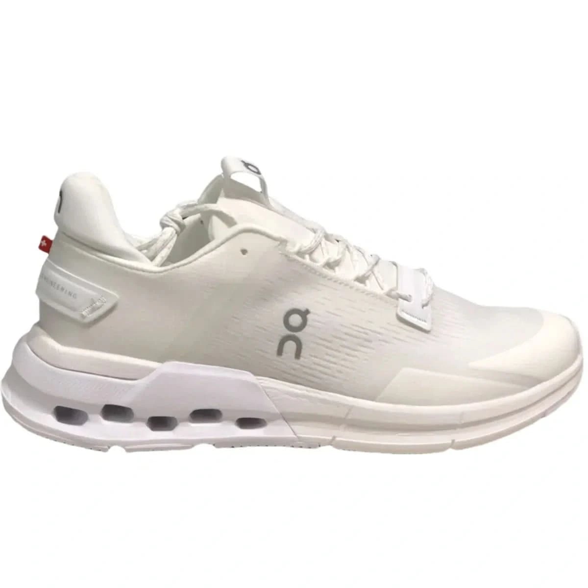 On Cloudnova Flux Women's White - Onsrunners