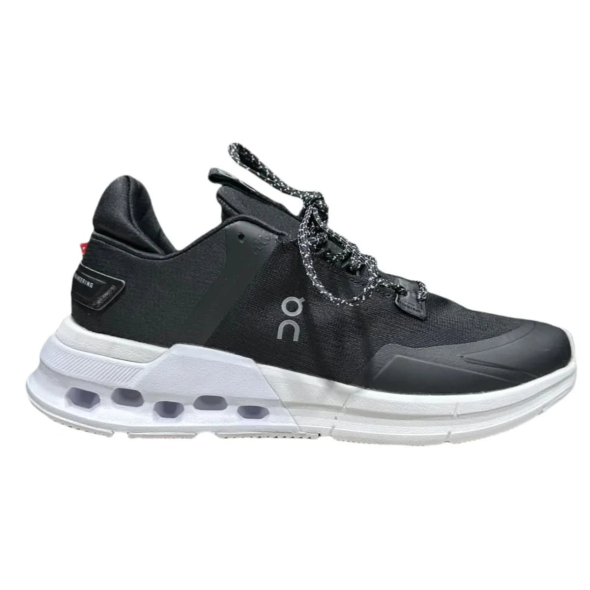 On Cloudnova Flux Women's White/Black - Onsrunners